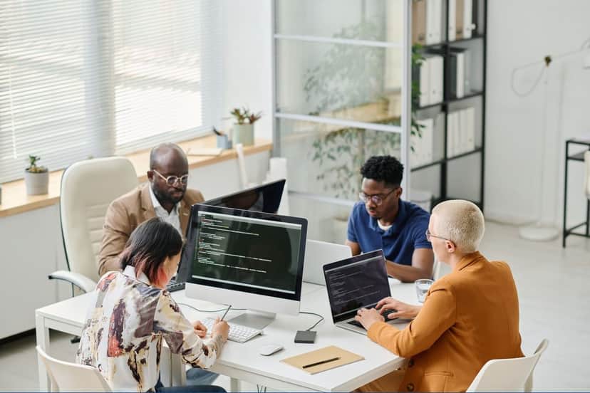How to choose the right Software Development Company in 2025?